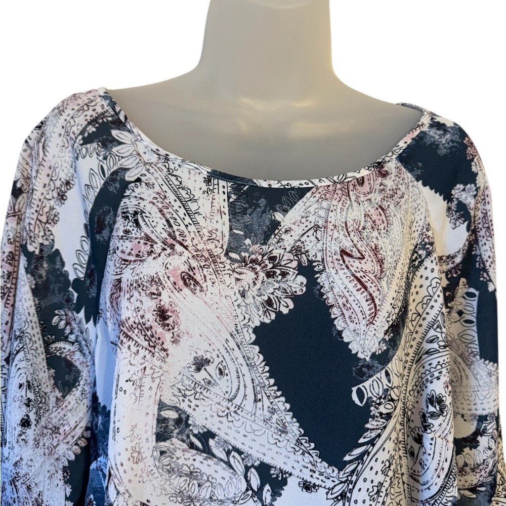 GORGEOUS FLUTED SLEEVES TOP   PLUS: 1X   #V - Picture 2 of 6
